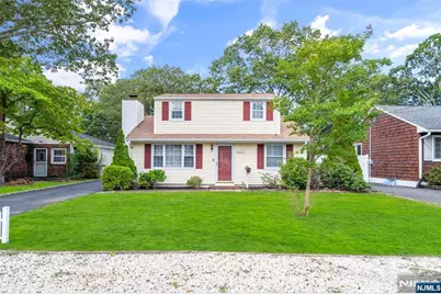 611 Boulton Avenue, Point Pleasant, NJ 08742 - Photo 1