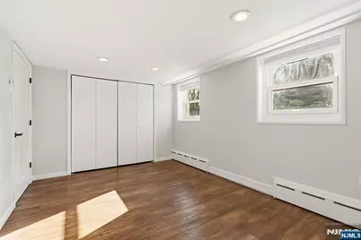 202 Knox Avenue 1 #1, Cliffside Park, NJ 07010 - Photo 23