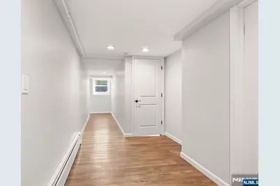 202 Knox Avenue 1 #1, Cliffside Park, NJ 07010 - Photo 13