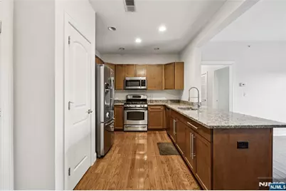 2404 Windsor Park Court, Englewood, NJ 07631 - Photo 3