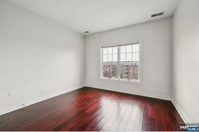 2404 Windsor Park Court, Englewood, NJ 07631 - Photo 15