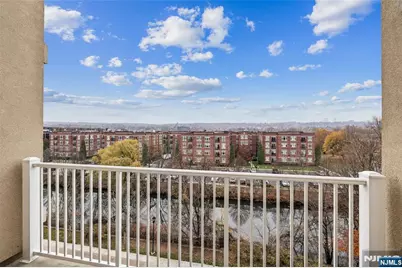 2404 Windsor Park Court, Englewood, NJ 07631 - Photo 21