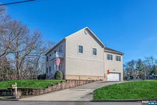 500 Blue Hill Terrace, Franklin Lakes, NJ 07417 - Photo 39