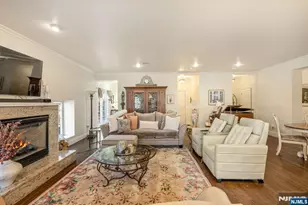 500 Blue Hill Terrace, Franklin Lakes, NJ 07417 - Photo 9