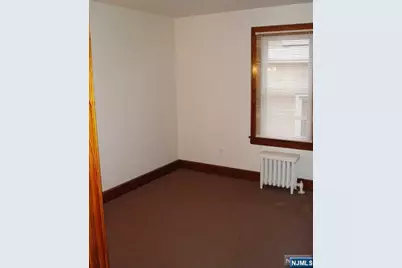 71-73 Bloomfield Avenue 71-Left Side #71-LEFT SIDE, River Edge, NJ 07661 - Photo 7