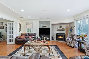 703 Stewart St, Ridgefield, NJ 07657 - Photo 13