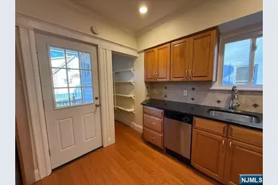 35 Chestnut Street, Tenafly, NJ 07670 - Photo 5