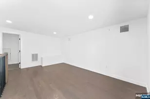 232 Grant Ave, Cliffside Park, NJ 07010 - Photo 23