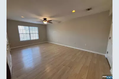 189 Sunshine Drive 189 #189, Piscataway Township, NJ 08854 - Photo 11