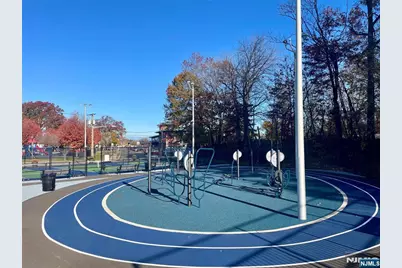 428 Valley Brook Avenue 1 #1, Lyndhurst Township, NJ 07071 - Photo 17