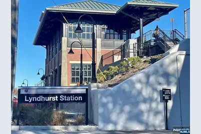 428 Valley Brook Avenue 1 #1, Lyndhurst Township, NJ 07071 - Photo 23