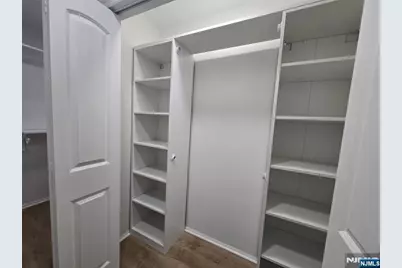 2080 Drake Court, Mahwah, NJ 07430 - Photo 19