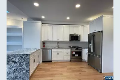 9009 Riverside Place 2 #2, North Bergen, NJ 07047 - Photo 3