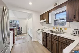 269 Paterson Ave, Midland Park, NJ 07432 - Photo 7