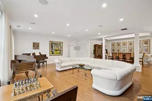 911 Holly Ln, Cedar Grove, NJ 07009 - Photo 7