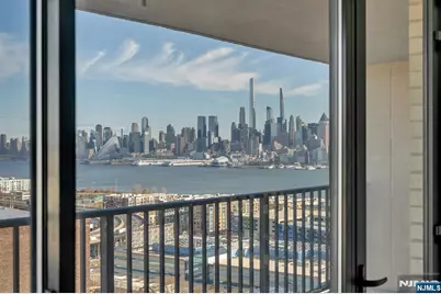 380 Mountain 701 #701, Union City, NJ 07087 - Photo 5