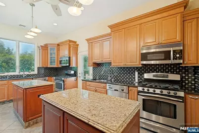5-17 Philip Street, Fair Lawn, NJ 07410 - Photo 9