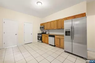 108 13th St, Newark, NJ 07107 - Photo 15