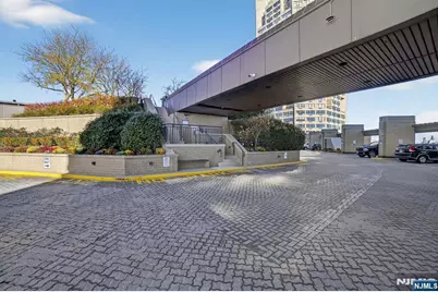 7002 Jfk Blvd E 42B #42B, Guttenberg, NJ 07093 - Photo 31