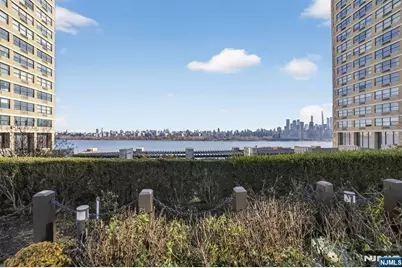 7002 Jfk Blvd E 42B #42B, Guttenberg, NJ 07093 - Photo 33