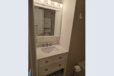 18 Donna Drive 2 #2, Wood Ridge, NJ 07075 - Photo 5