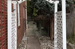 528 3rd 1, Palisades Park, NJ 07650 - Photo 3