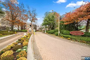 1420 Westgate Dr, Fort Lee, NJ 07024 - Photo 19