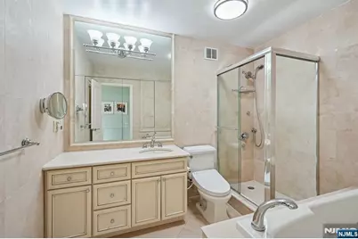 5 Horizon Road 1405-1407 #1405-1407, Fort Lee, NJ 07024 - Photo 15