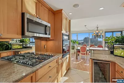 5 Horizon Road 1405-1407 #1405-1407, Fort Lee, NJ 07024 - Photo 23