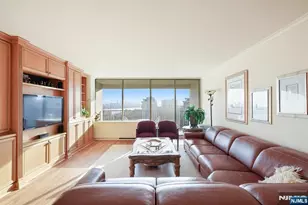 5 Horizon Road 1405-1407, Fort Lee, NJ 07024 - Photo 11