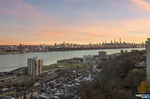 5 Horizon Road 1405-1407, Fort Lee, NJ 07024 - Photo 1