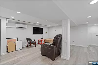 74 Kipp Avenue, Hasbrouck Heights, NJ 07604 - Photo 25