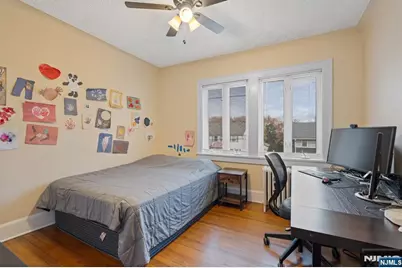 74 Kipp Avenue, Hasbrouck Heights, NJ 07604 - Photo 17