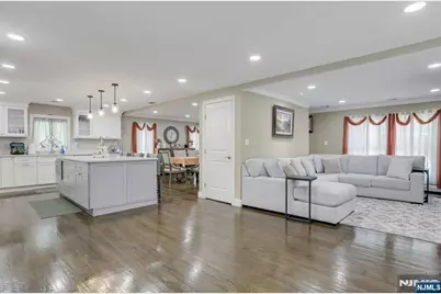 215 White Avenue, Old Tappan, NJ 07675 - Photo 15