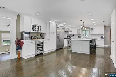 215 White Avenue, Old Tappan, NJ 07675 - Photo 11