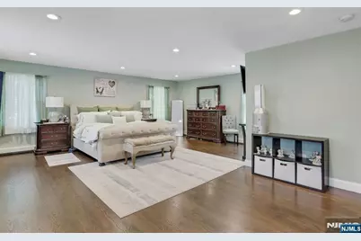 215 White Avenue, Old Tappan, NJ 07675 - Photo 33