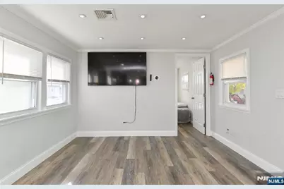 34 Helen Drive, Moonachie, NJ 07074 - Photo 9