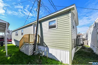 34 Helen Drive, Moonachie, NJ 07074 - Photo 25