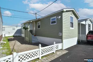 34 Helen Dr, Moonachie, NJ 07074 - Photo 35