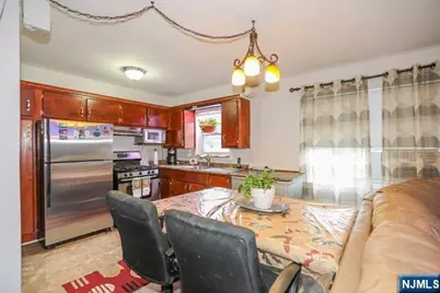 346 Esplanade 60 #60, Hackensack, NJ 07601 - Photo 3