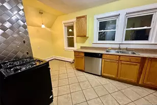 546 Victory Ave 2, Ridgefield, NJ 07657 - Photo 5