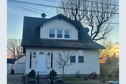 546 Victory Avenue 2 #2, Ridgefield, NJ 07657 - Photo 1