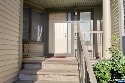 102 Aspen Court T002 #T002, Norwood, NJ 07648 - Photo 3