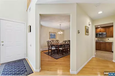 102 Aspen Court T002 #T002, Norwood, NJ 07648 - Photo 17