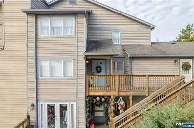 305 Heights Drive 3 #3, Haledon, NJ 07508 - Photo 3