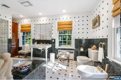 200 Lincoln Street, Englewood, NJ 07631 - Photo 25