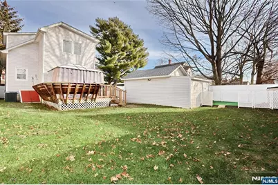 52 Rosedale Avenue, Elmwood Park, NJ 07407 - Photo 31