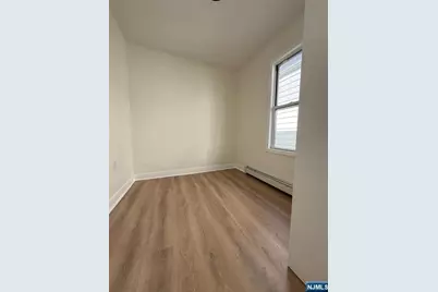13 Spencer Place, Garfield, NJ 07026 - Photo 9
