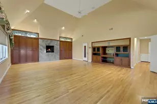 153 Ashley Pl, Park Ridge, NJ 07656 - Photo 17