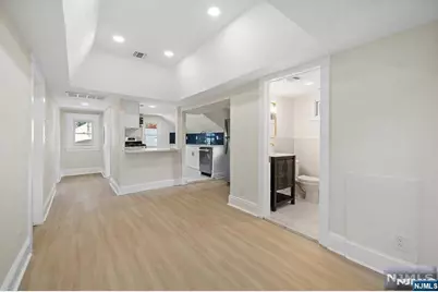 101 Southern Parkway 2 #2, Ridgewood, NJ 07450 - Photo 3